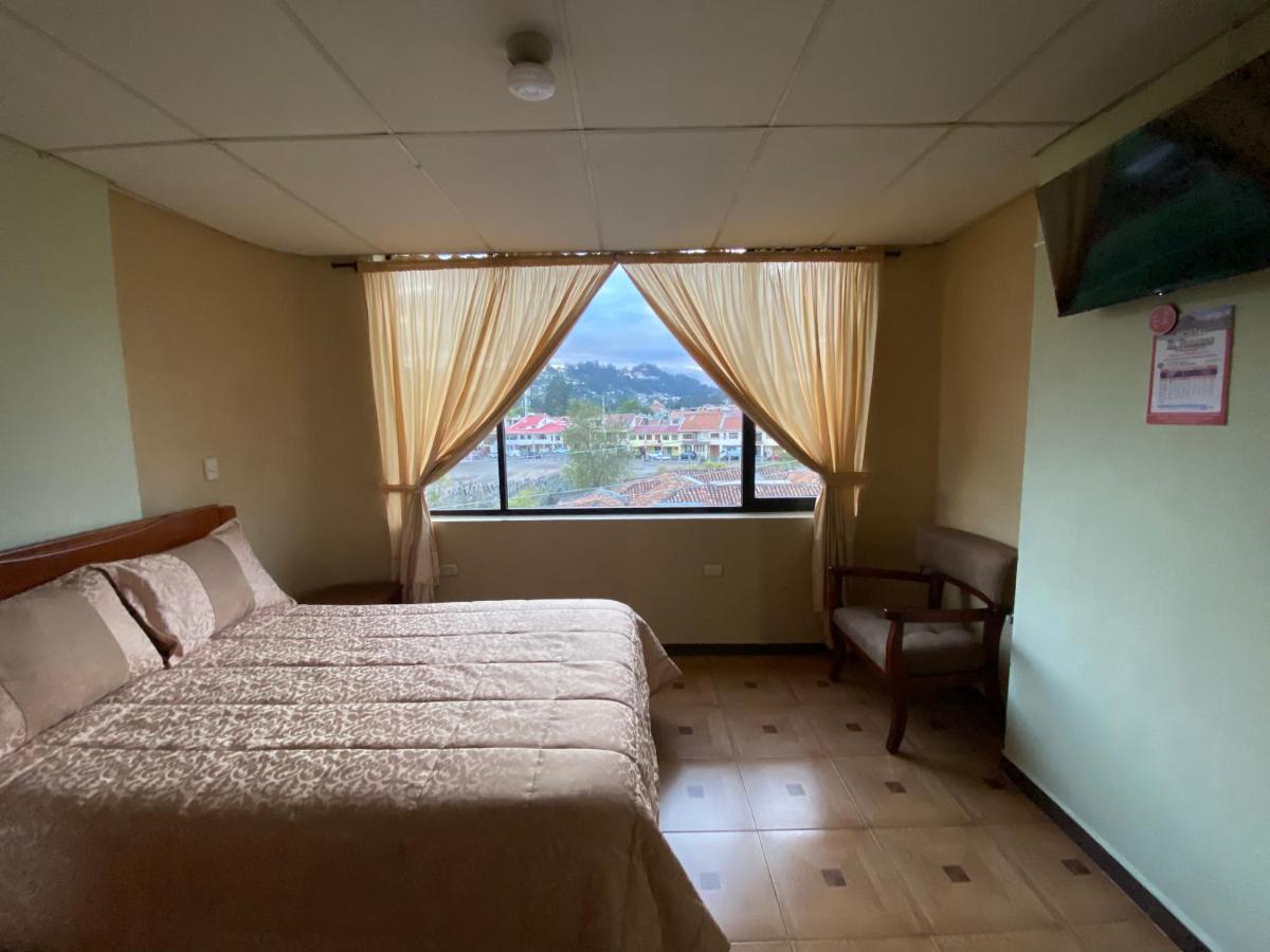 קואנקה Hostal El Paraiso מראה חיצוני תמונה